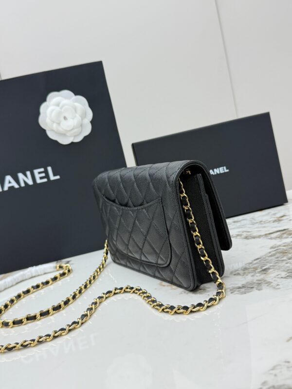 sy_no_7F9F1F7AAFB87273B555522F185EDB92_1 Black Quilted Textured Calfskin WOC Chain Wallet