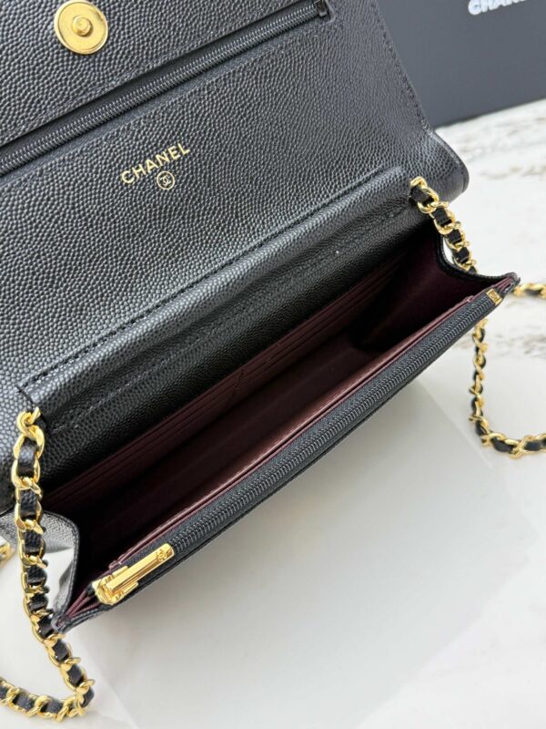 sy_no_7F9F1F7AAFB87273B555522F185EDB92_5 Black Quilted Textured Calfskin WOC Chain Wallet