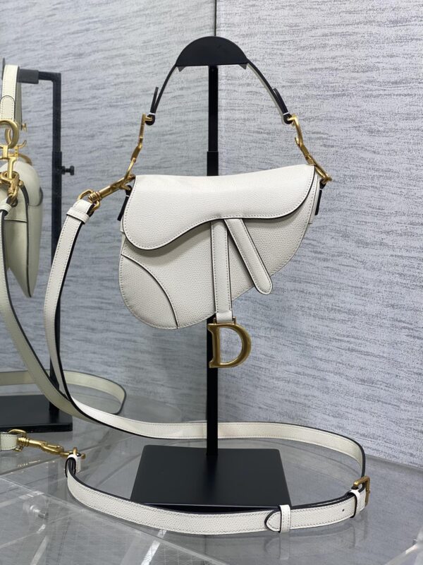 sy_no_807EA5FDB2F818C7F91776056ECDB5EE_0 Saddle Bag – White Grained Calfskin
