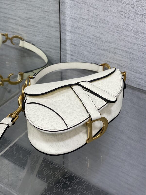 sy_no_807EA5FDB2F818C7F91776056ECDB5EE_6 Saddle Bag – White Grained Calfskin