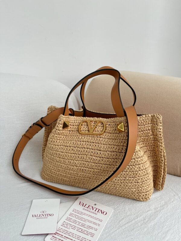 sy_no_80D63C8B01D82B5DF2394CD34263F4BA_1 Valentino Garavani Roman Stud Tote Bag – Colorful Woven Raffia