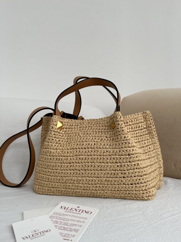 sy_no_80D63C8B01D82B5DF2394CD34263F4BA_2 Valentino Garavani Roman Stud Tote Bag – Colorful Woven Raffia