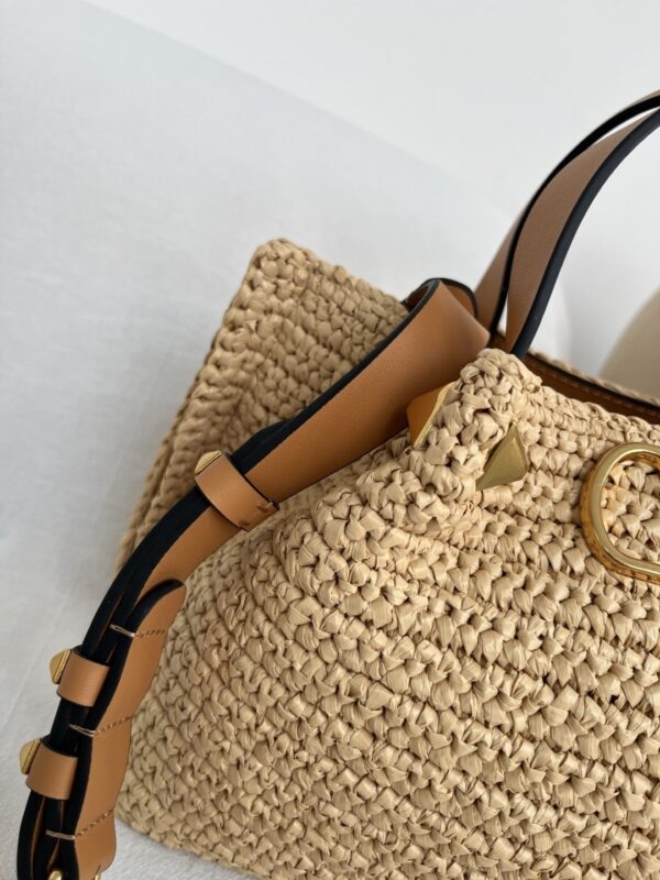 sy_no_80D63C8B01D82B5DF2394CD34263F4BA_8 Valentino Garavani Roman Stud Tote Bag – Colorful Woven Raffia