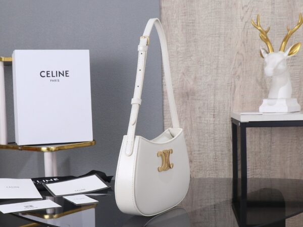 sy_no_813D7249D46ECD0754FB1D6A2CFF56B2_1 Tilly Medium Shoulder Bag – Glossy Calfskin
