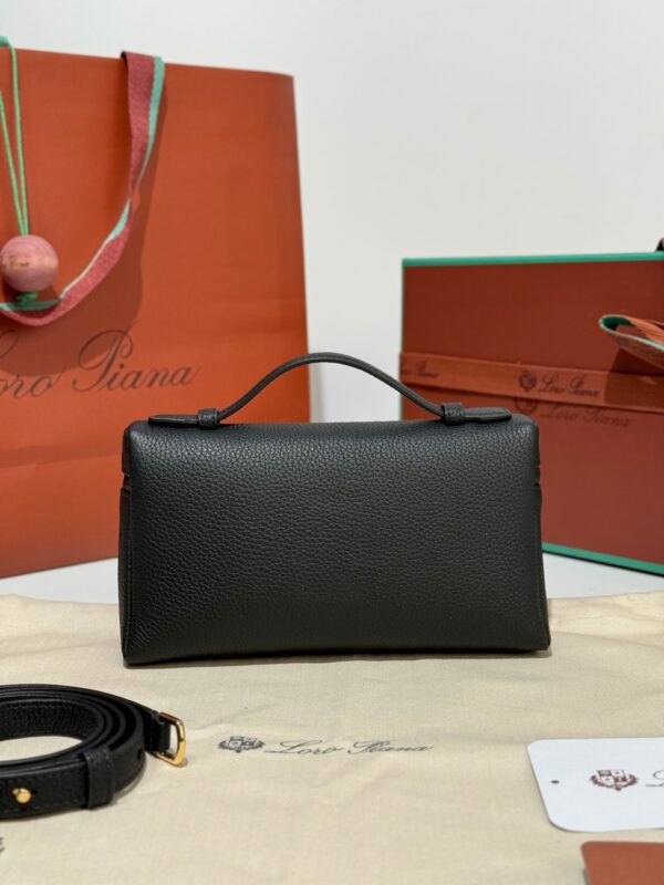 sy_no_82C7FE68AB22E28BE76A985B0DADB2FF_3 Loro Piana Extra Pocket L19 Bag – Black