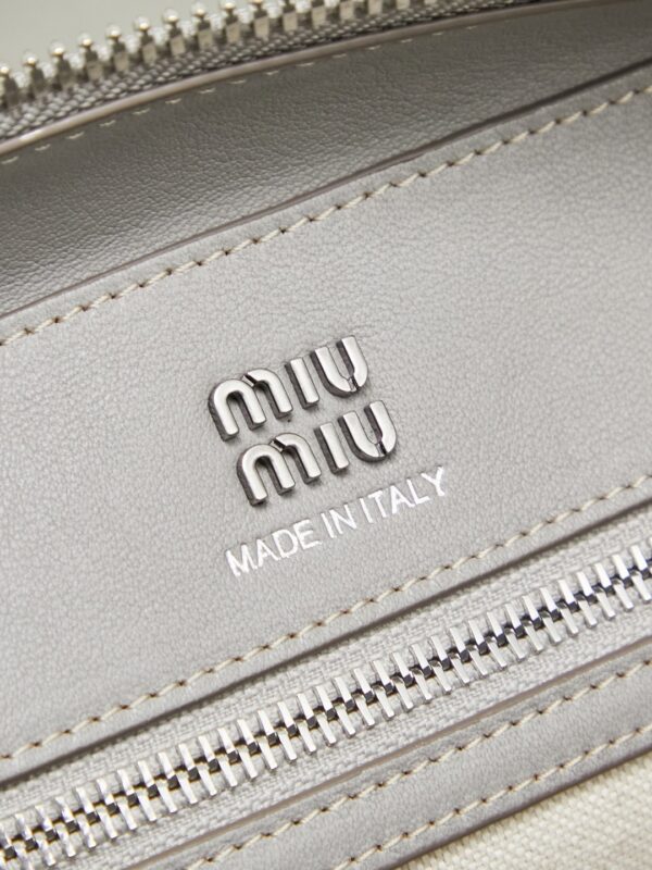 sy_no_83A0E12E64132958B29D240AAC26C8DE_5 Miu Miu Vivant Medium Lambskin Crossbody/Shoulder/Handbag