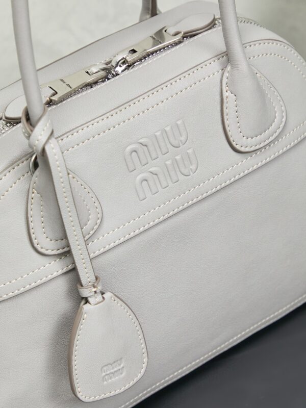 sy_no_83A0E12E64132958B29D240AAC26C8DE_6 Miu Miu Vivant Medium Lambskin Crossbody/Shoulder/Handbag