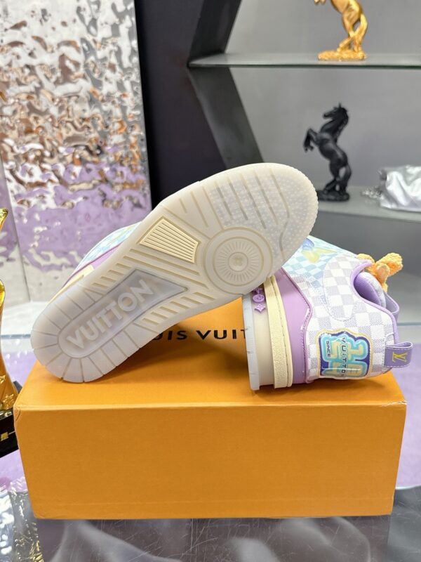 Louis Vuitton LV Trainer Maxi Pastel Gradient Damier Retro Sneakers