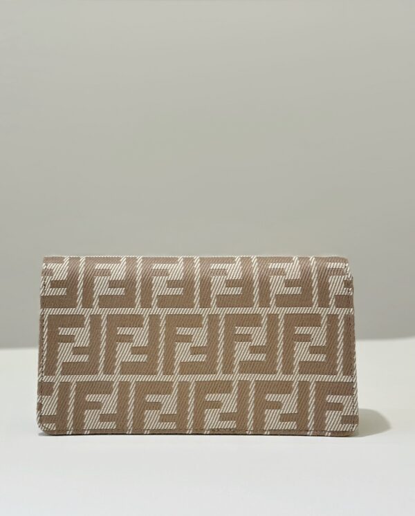 Fendi Baguette Chain Wallet – Gray Denim