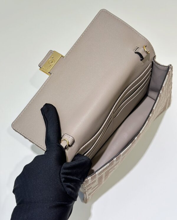 Fendi Baguette Chain Wallet – Gray Denim