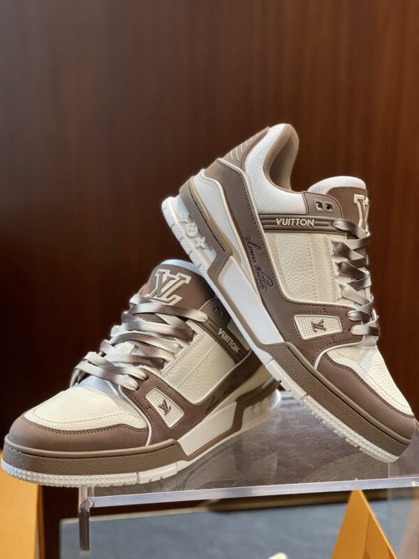 Louis Vuitton LV Trainer Milk Tea & Beige Retro Sneakers
