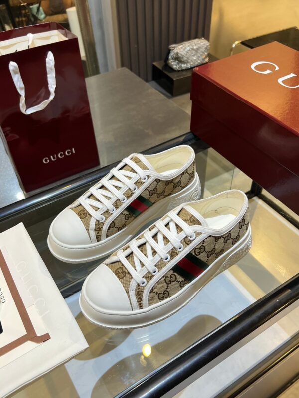 sy_no_8522B7535EA13FFE7F63FBC3CBF17E71_3 Gucci Re-Web Sneaker in Beige GG Canvas with Green & Red Web
