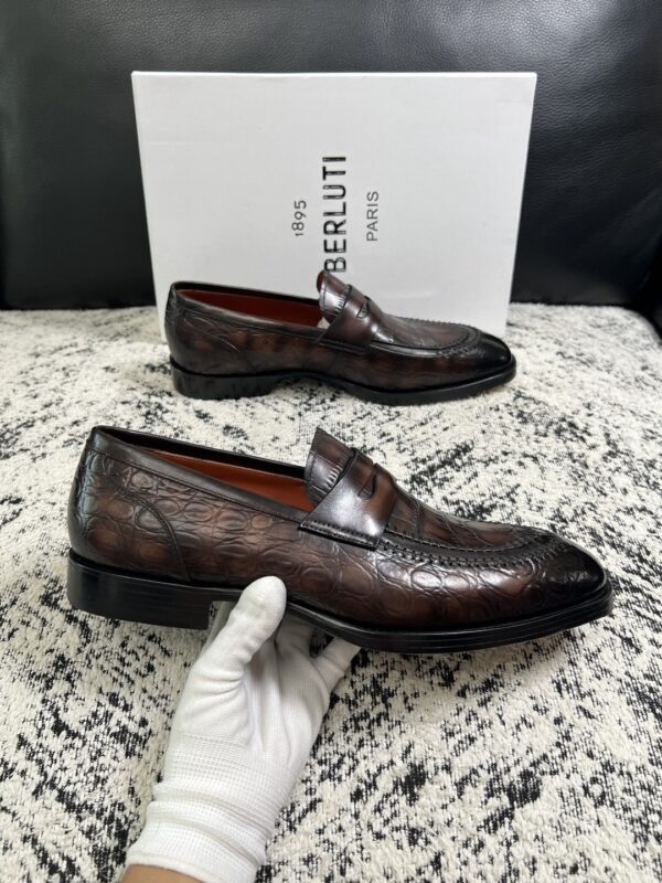 sy_no_8622057DA99BAC33E9B7E1C42F8959E6_3 Tobacco Brown & Dark Coffee Crocodile-Embossed Patina Penny Loafers