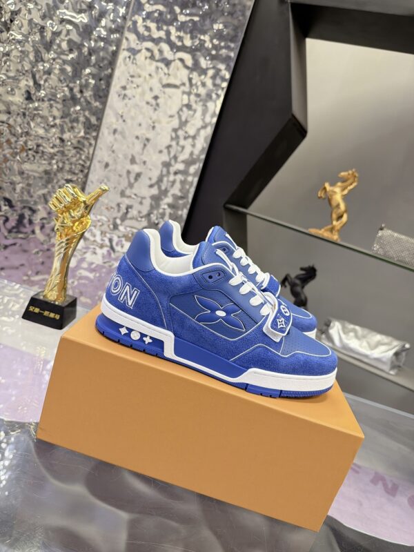 sy_no_8636F688ECFA5F6A4E6A512DD6094EB4_1 Royal Blue Suede Velcro Retro Basketball Sneakers
