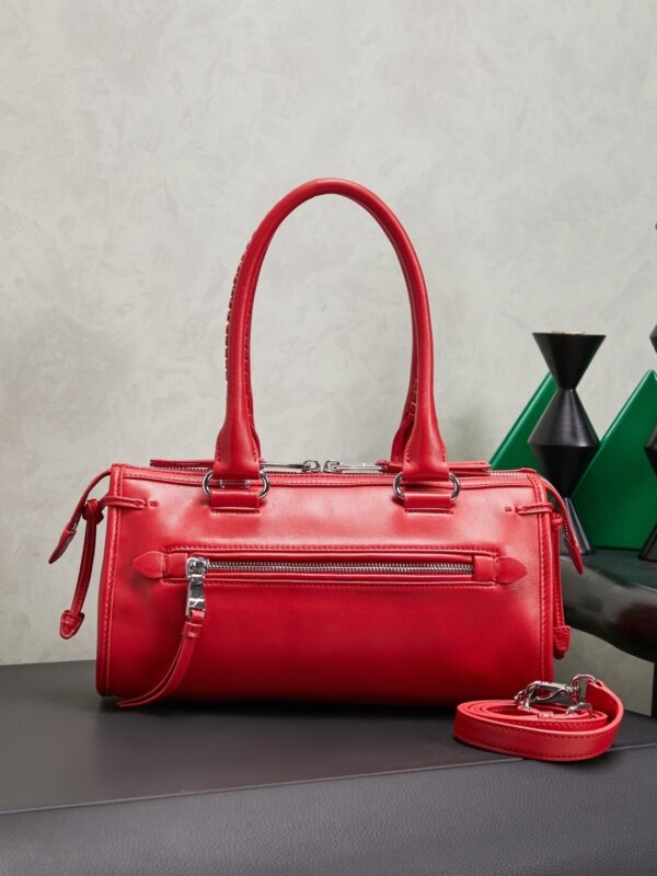 sy_no_86A1FD5F6BA1AEEEBB22F98ACC8817F6_1 Red Leather Front-Zip Double-Handle Shoulder Crossbody Bag