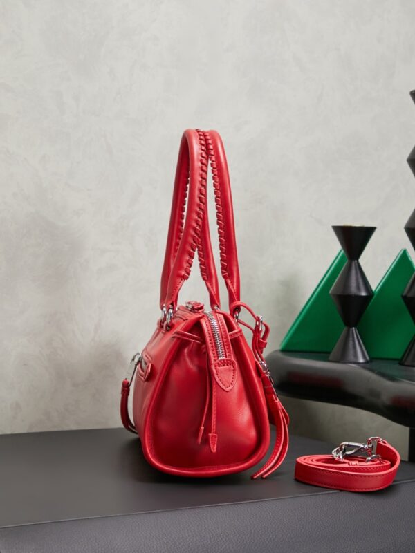 sy_no_86A1FD5F6BA1AEEEBB22F98ACC8817F6_2 Red Leather Front-Zip Double-Handle Shoulder Crossbody Bag