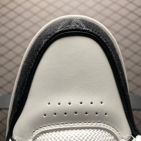 sy_no_87EFA0A5DCEB9966676227518030AD2B_6 Louis Vuitton LV Trainer Black & White Denim Velcro Sneakers