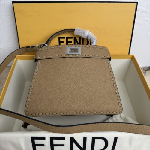 sy_no_881B6660C7FF4DF1376EE9990056AF95_0 Brown Small Peekaboo ISeeU Textured Calfskin Handbag