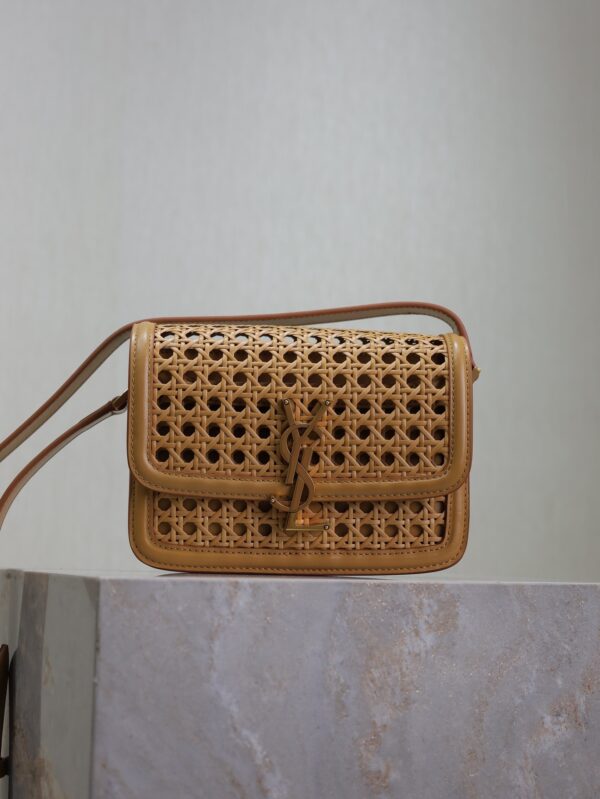 sy_no_881DEF8200C4684618E89D1CD2B8DA4E_0 Solferino Box 19cm Bag – Beige Bamboo & Leather