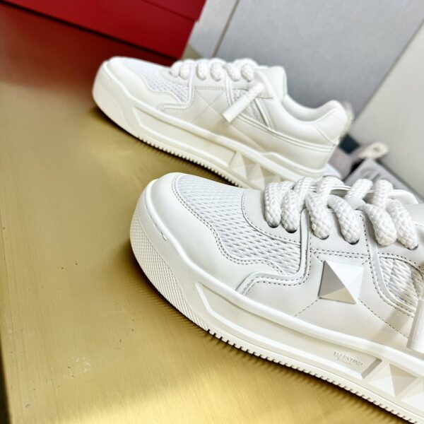 Valentino Garavani One Stud XL / Freedots White Platform Sneakers