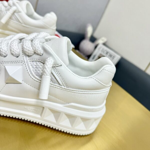Valentino Garavani One Stud XL / Freedots White Platform Sneakers