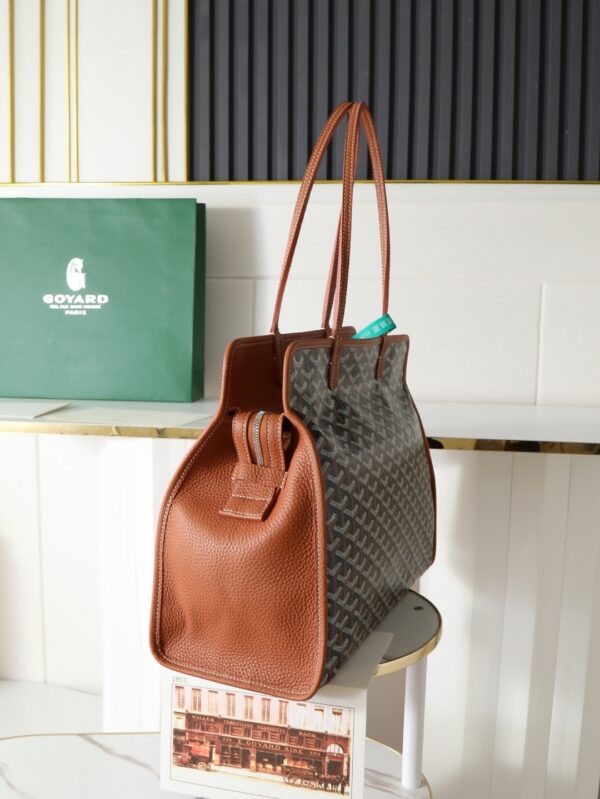 sy_no_88A2F1E376A3255B032280E70C690E33_2 Brown Goyardine Hardy Small Commuter Tote