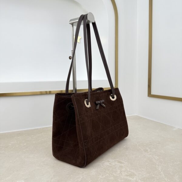 sy_no_88D5997C3CD96EC56F55FB1AAF30E083_1 Dior Bow Tote Bag – Coffee Brown Italian Leather