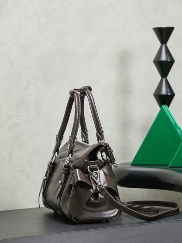 sy_no_88D7A23F3DD03029E73DFFD1B36A051C_3 New Miu Miu Biker-style Handbag