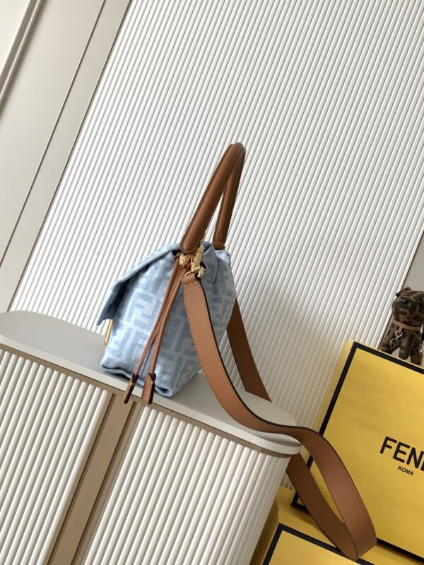 sy_no_88F5E00408EFFEA2F5FDA842B33D208B_2 Fendi Mamma Baguette Shoulder Bag