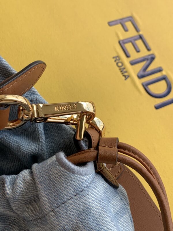 sy_no_88F5E00408EFFEA2F5FDA842B33D208B_6 Fendi Mamma Baguette Shoulder Bag