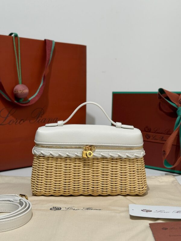sy_no_895AE8A4700A4A8430F1756A0F0CDC0C_0 Loro Piana Extra Pocket L19 – Woven Leather Bag (White)