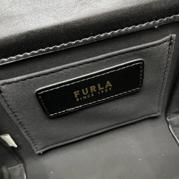 sy_no_8A58D61C19F6D21FDA20023892C103A0_8 FURLA Vintage Frame Crossbody Bag – Black