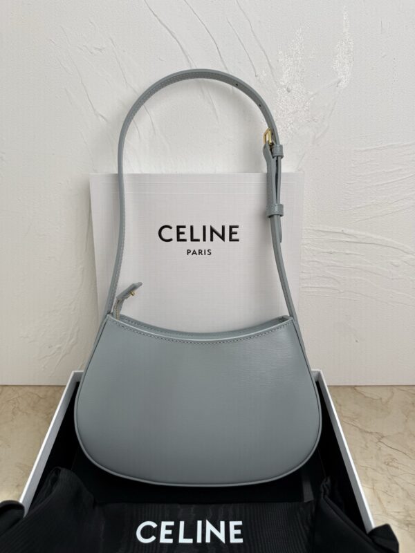 sy_no_8A6D17953A3FD1332DAA677AE858E0F2_1 Tilly Medium Bag – Glossy Calfskin