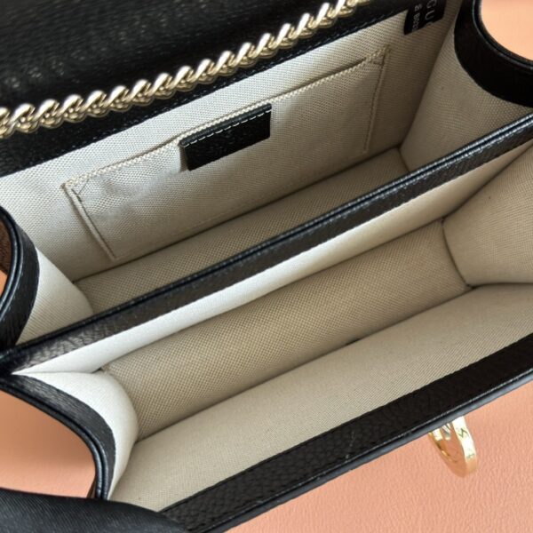 sy_no_8ACA855E1AE21E4C61BF718A3A6FB4AF_8 Gucci Interlocking G Grain Leather Chain Shoulder Bag