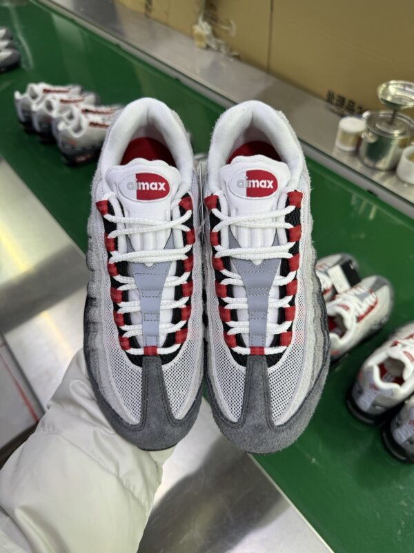 sy_no_8AE56E72309913069BDF8DBFA4E6E89D_1 Nike Air Max 95 – Grey / Red / Black