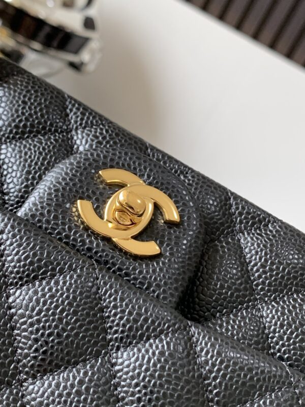 sy_no_8AED357CFFE7547BEAAE47D58EB508EC_4 Chanel Black & Gold Caviar Leather Classic CF Quilted Chain Bag