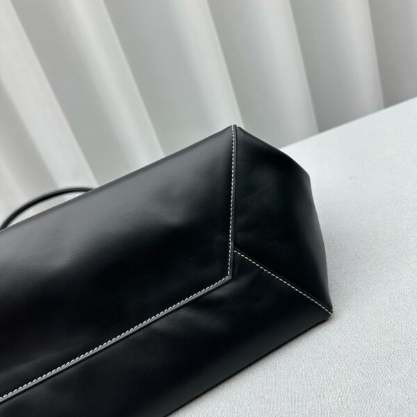 sy_no_8AFDB6627FE818767454F605F1CD1851_7 Black Smooth Leather Large Shoulder Tote