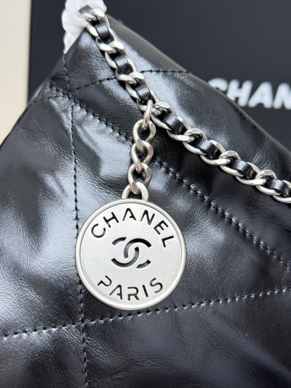 sy_no_8B08D0B843AC70C83387BDC55E33EBA1_5 Chanel 23A Mini 22 Bucket Bag – Glossy Calfskin Leather with Silver Hardware