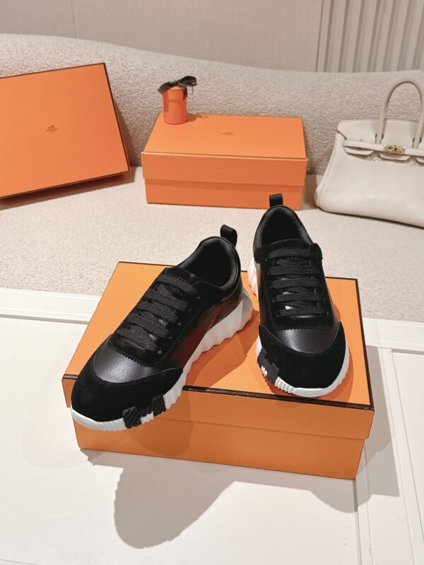 sy_no_8BCC96EFB0F87637E8985AE11A0DEBCC_4 Black Calf Leather & Suede Lightweight Sneakers