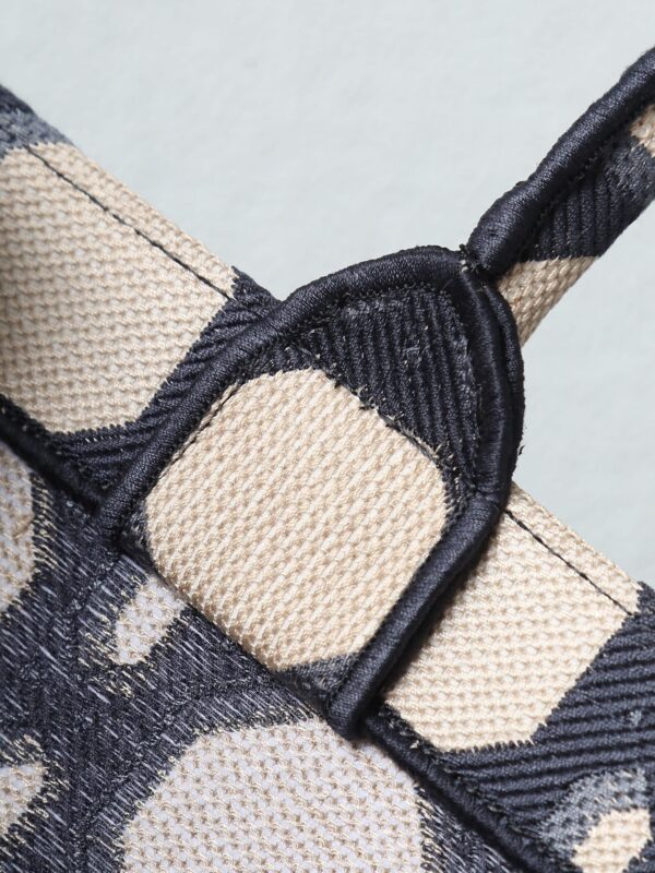 sy_no_8BD31FEABCF5DCAB4F6D9211FBEEF177_6 Blue Embroidered Large Book Tote Shopping Bag