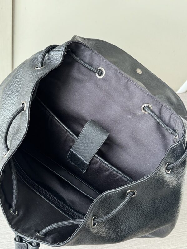 sy_no_8EF1DC9E34B12A42903CFB022831DA5B_8 Montblanc-Inspired Business Backpack – Black