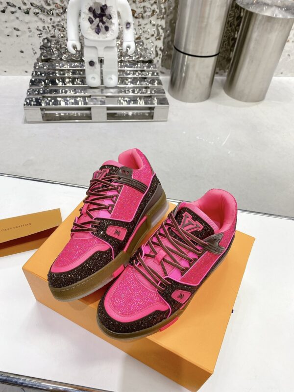 sy_no_8F11C2A627D855EFB9F234024A6CFDC7_0 Louis Vuitton LV Trainer Hot Pink & Brown Rhinestone Retro Sneakers