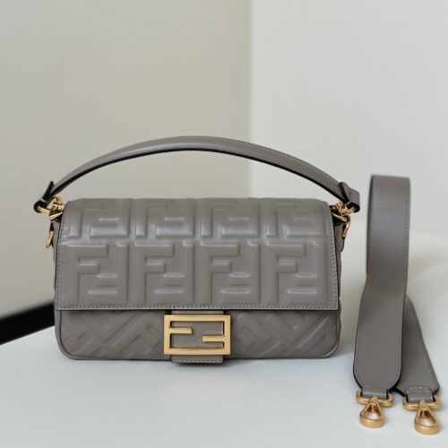 sy_no_90739C5A839B037AC599657B4DFC4CF9_0 Fendi Baguette Handbag – Gray Lambskin