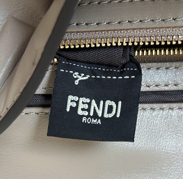 Fendi Baguette Handbag – Gray Lambskin