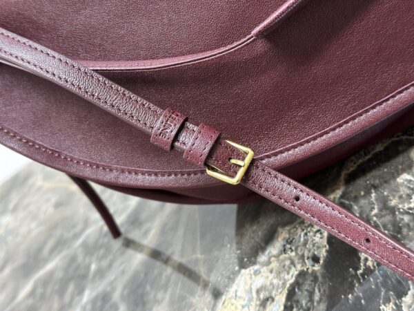 sy_no_912BC44C7654779A24188AFEB448CA9F_6 Celine Soft Triomphe Halfmoon Bag