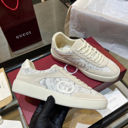sy_no_93148090A7AF7BDCDB5CF25564ACF6E2_0 Gucci B Sneaker White Lace & Beige Suede – Ivory / Beige