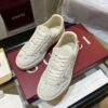 sy_no_93148090A7AF7BDCDB5CF25564ACF6E2_1 Gucci B Sneaker White Lace & Beige Suede – Ivory / Beige
