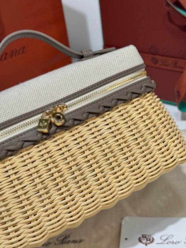 sy_no_9362CEF66931CAD54250EEA421041E28_4 Loro Piana Extra Pocket L19 – Woven Leather Bag