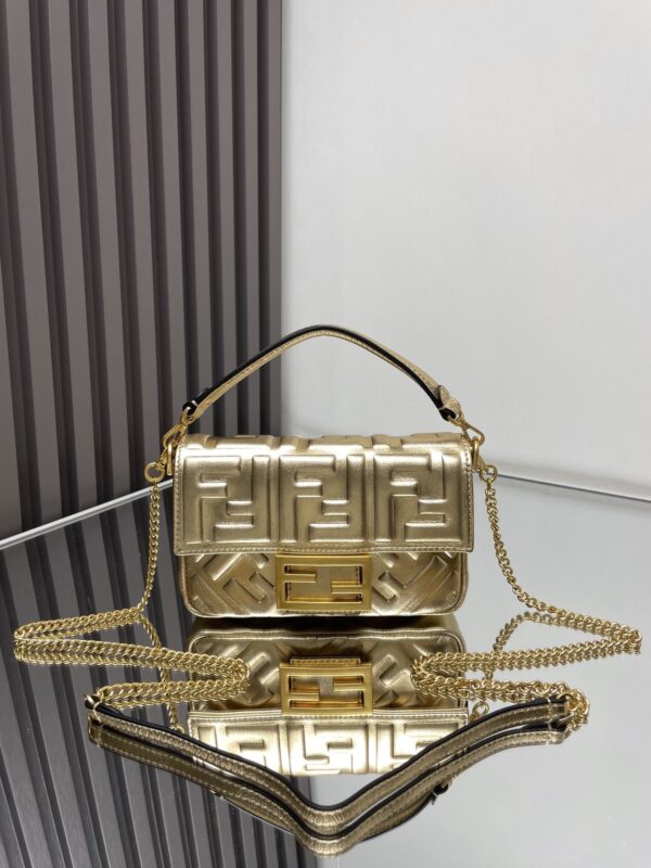 sy_no_9399D2F0F072E66F81A2A3ED0720404D_0 Fendi Baguette Small Handbag – Gold Metallic Leather