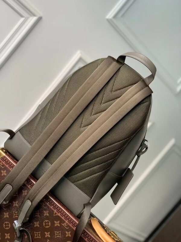 LV Aerogram Backpack – Grained Calfskin